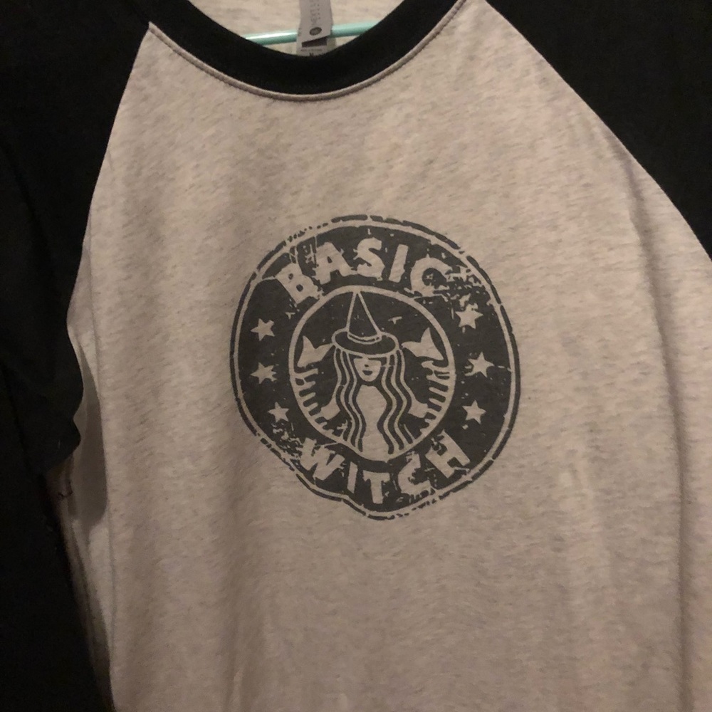 Basic Witch Raglan Medium Halloween